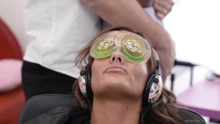 Ana Foxxx - Proud Pervs: Regularly Scheduled Appointment_main_thumbnail