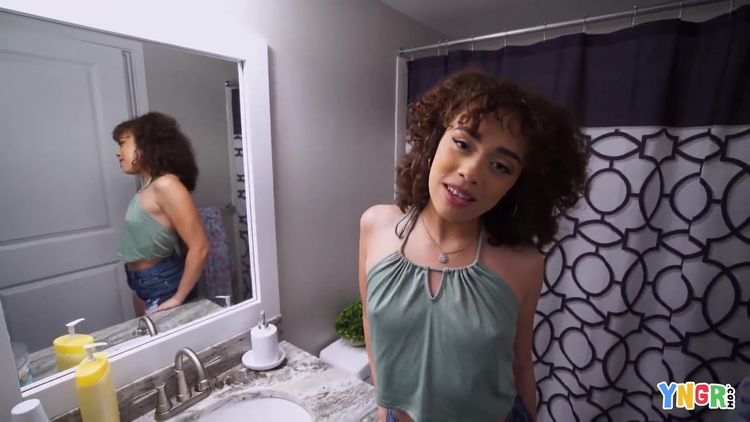 Is Down For A Dirty Slumber Party - Willow Ryder_main_thumbnail