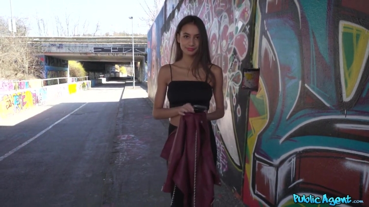 Vanessa Alessia In Hot Brunette Bounces On Big Cock_main_thumbnail