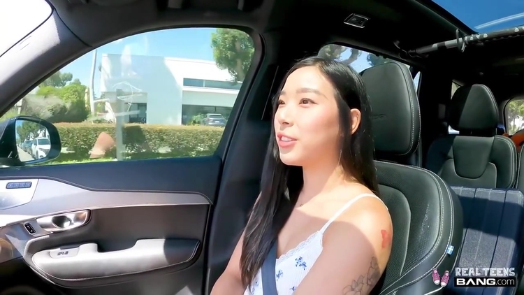 Asian Shows Pussy In Public And Craves More Cock In Hotel Room With Elie Lee_main_thumbnail