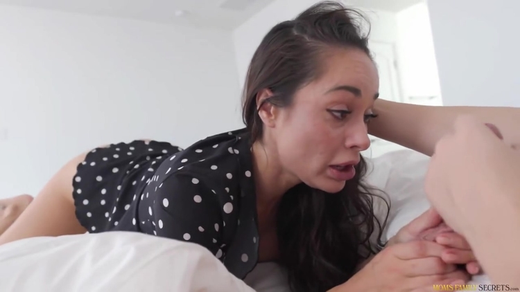 Crystal Rush In My Stepmom Helps Me Cum S1:e4 With Aurelly Rebel_main_thumbnail