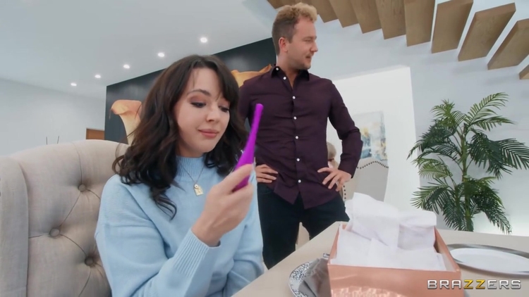 Eating Out With A Squirter With Whitney Wright_main_thumbnail