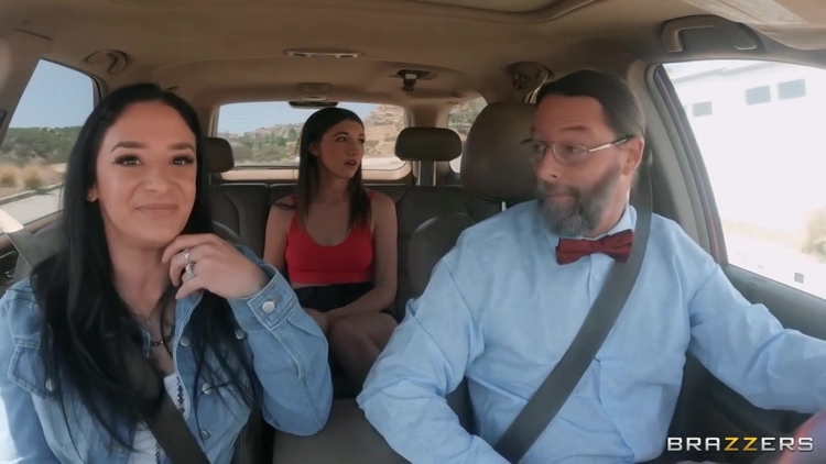 Maya Woulfe And Van Wylde - Hitching A Ride / 11.10.2022_main_thumbnail