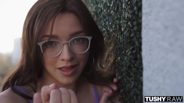 Sugar Baby In Sweet As Honey_main_thumbnail