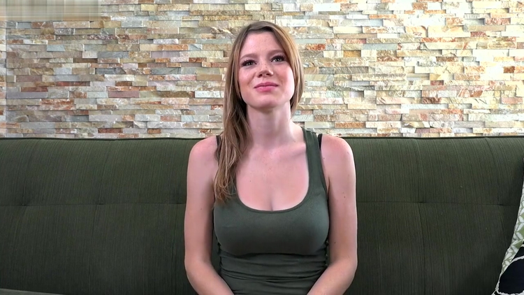 Mia Collins_main_thumbnail