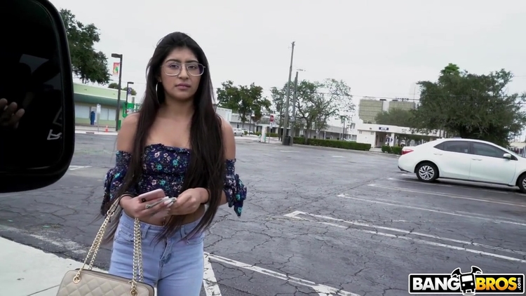 Binky Beaz Fake Cash For The Real Fuck_main_thumbnail