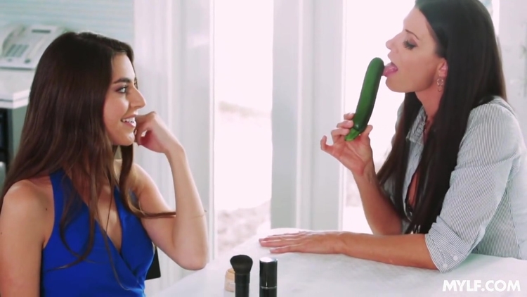 Arielle Faye And India Summer In Arielles Prom Prep_main_thumbnail