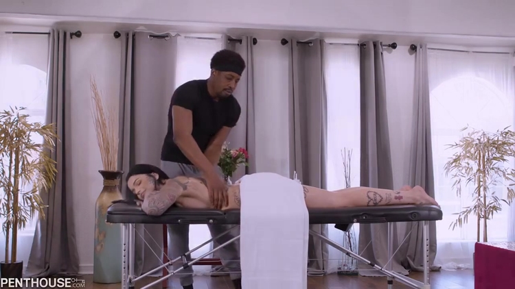 Tattooed Babe Begs For Bbc_main_thumbnail