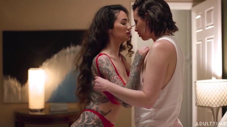 Arabelle Raphael And Casey Calvert - Lust Triangles: Youd Get Along Great_main_thumbnail