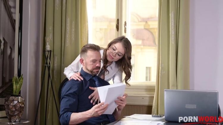 Horny Boss Eden Ivy Stretched Out During Dp With Employees_main_thumbnail