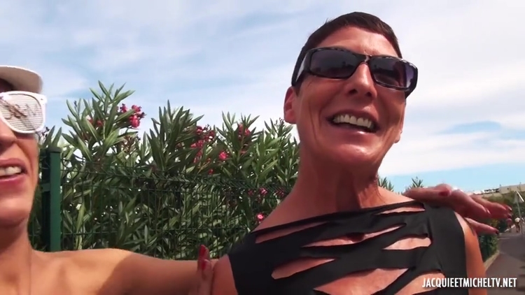 French Milf Porn - Sois Cochonne - Big Knockers_main_thumbnail