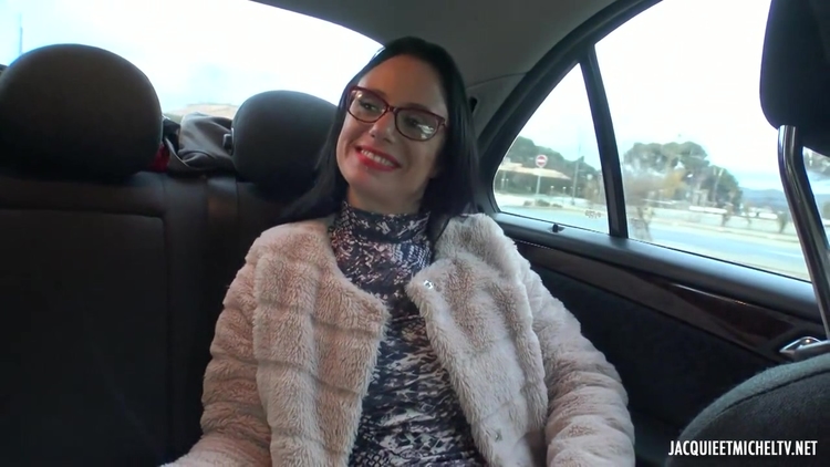 Angelina, 27, Manager Of A Brewery!_main_thumbnail