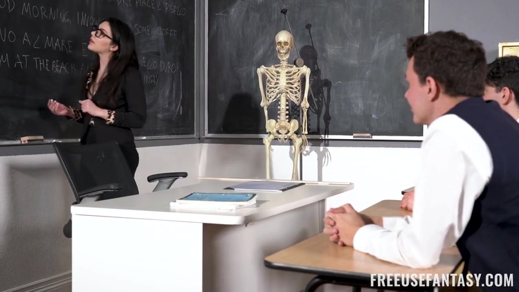 Valentina Nappi_main_thumbnail