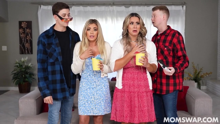 Latest Release Vivianne Desilva And Misty Meanor - End Of The World Swap (24.4.2023) For 1080p_main_thumbnail