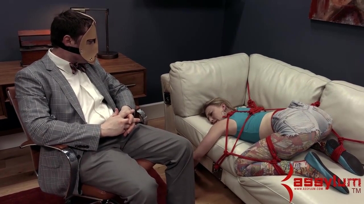 Riley Reyes Filemoon.sx_main_thumbnail