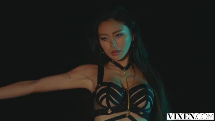 Icons 7 (2023) Violet Myers, Manuel Ferrara, Jia Lissa, Rae Lil Black, Seth Gamble, Zaawaadi, Vince Carter_main_thumbnail