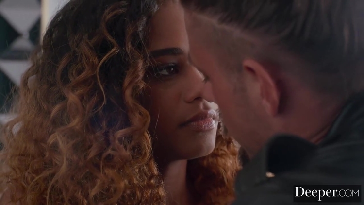 Scarlit Scandal - First Fantasy_main_thumbnail