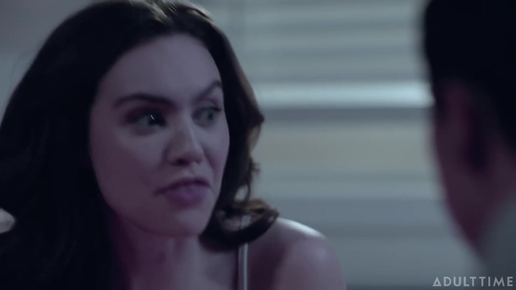 Freya Parker In Teensneaks One Step-sister_main_thumbnail