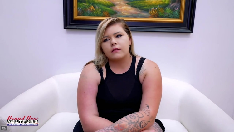 Charleigh Is Ready And Willing_main_thumbnail