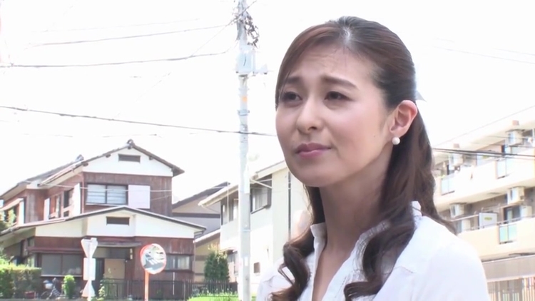 Ravishing Housewife Sucked And Fucked Her Husband Clean_main_thumbnail