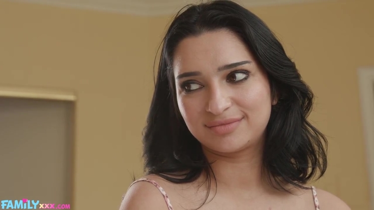 New Kiana Kumani Gets He-r Stepbrothe-r To Fil-l In (05-05-2023) Streamvid.net_main_thumbnail