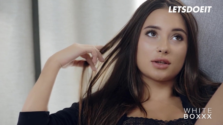 Free Premium Video Top 5 Female Friendly Compilation! Couples Love To Fuck_main_thumbnail