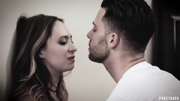 Slutty Girl Gets Her Tight Cunthole Filled With Hot_main_thumbnail