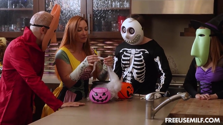 New Sophia Locke Evie Christian The Halloween Pranksters (27-10-2023) Streamvid.net_main_thumbnail