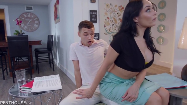 Crystal Rush - My Big Butt Stepmom_main_thumbnail