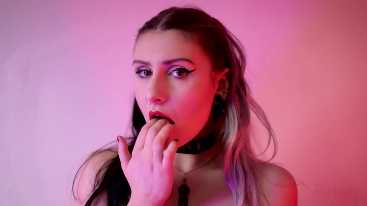 Divinely - Goddess Spit Fetish_main_thumbnail