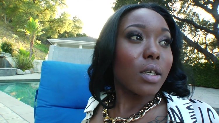 Erika Liu 2_main_thumbnail