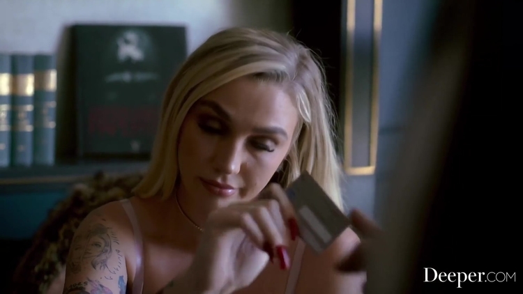 Kendra Sunderland Glass Castle 3413_main_thumbnail