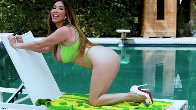 New Kianna Dior [4.10.2023] Watch Full Video In 1080p_main_thumbnail