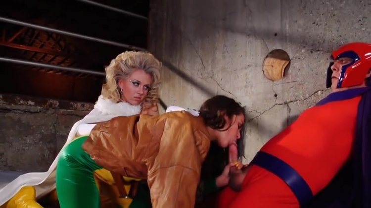 Allie Haze And Jeanie Marie Cosplay Porn_main_thumbnail