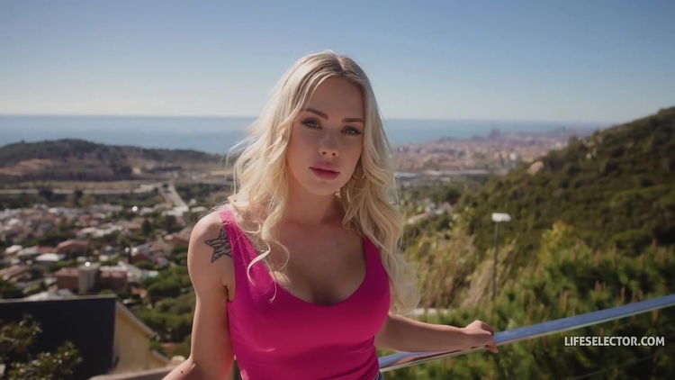 Her Gorgeous Ass Is The Prize_main_thumbnail