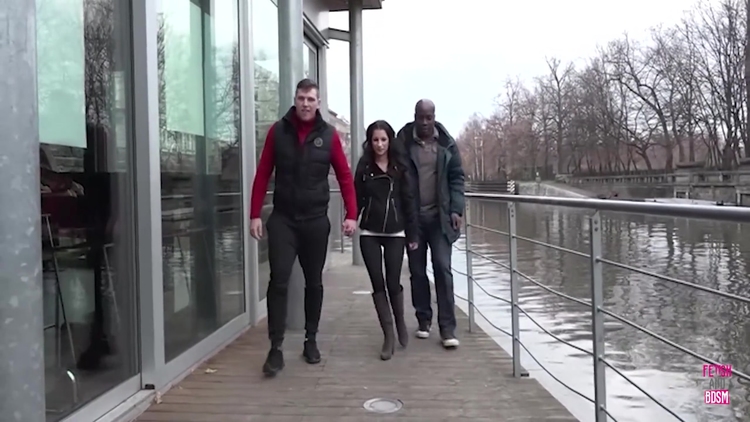 She Is Facesitting On Her Lover While A Black Dude Fucks Her Tight Asshole_main_thumbnail