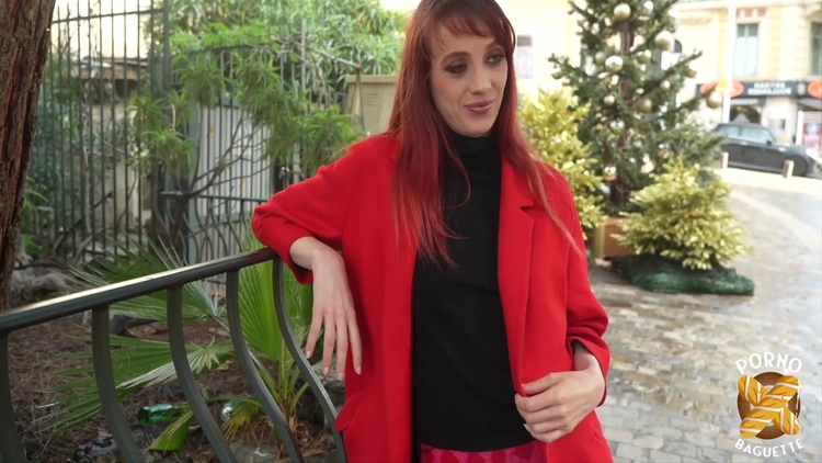 Luna Cant Get Enough Of Rough Castings !_main_thumbnail