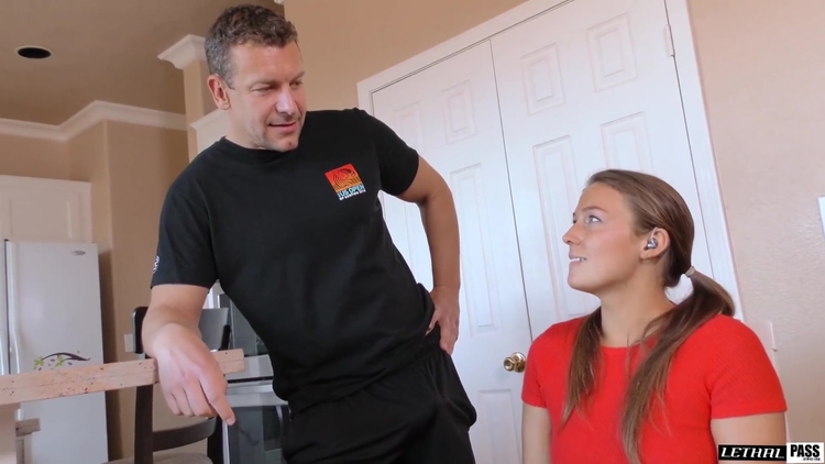 Febby Twigs Will Take A Huge Creampie!_main_thumbnail