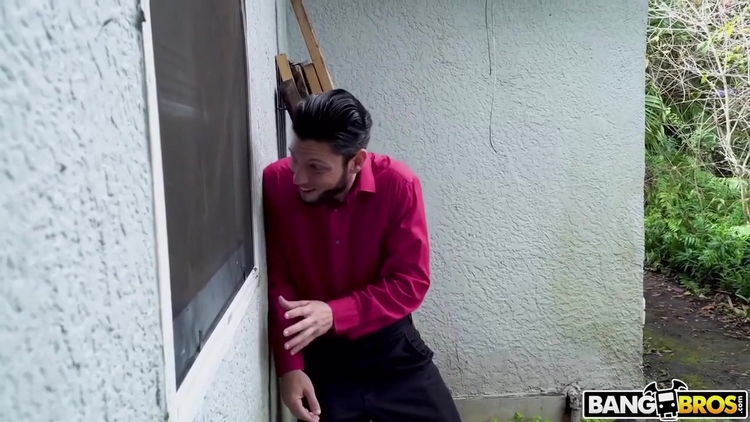 Begging For A Creampie 2_main_thumbnail