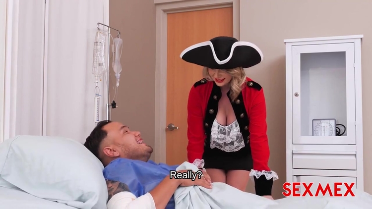 Emily Thorne - Sexy Pirate_main_thumbnail