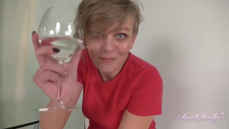 Lascivious Step mom Yana Heart-stopping Xxx Video_main_thumbnail