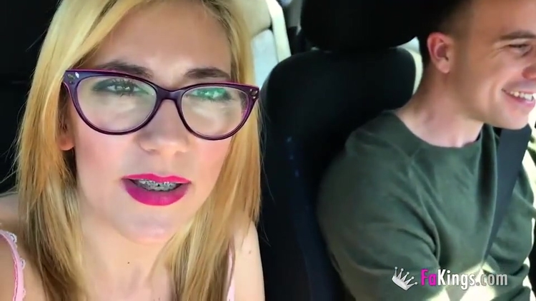 Slender Girl With Hotly Tattooed Body Gets Licked An_main_thumbnail