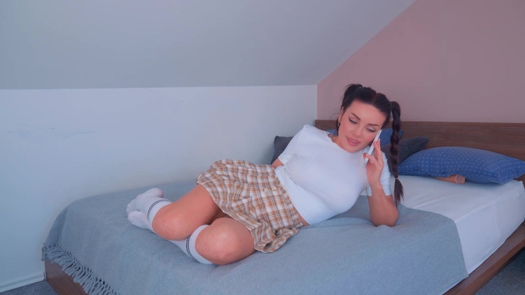 Stepsister Cheated On Her Boyfriend With Her Stepbrother_main_thumbnail