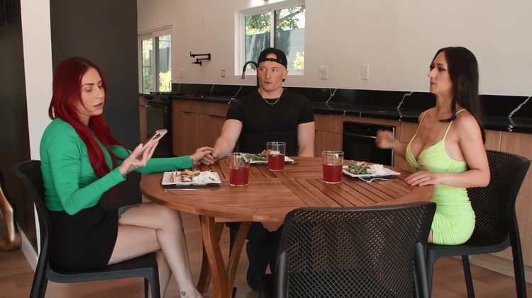 The Brunette Brazenly Seduced Her Friends Friend For Sex_main_thumbnail