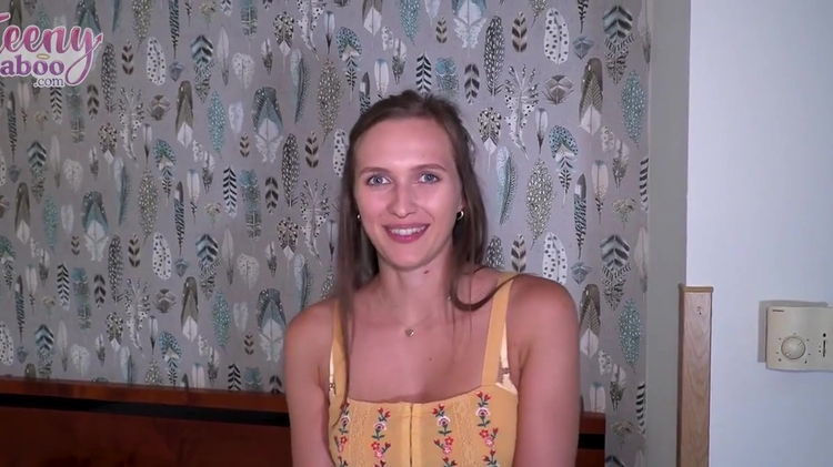 A Young Chick With An Intimate Haircut Tries Sex In Homemade Porn_main_thumbnail