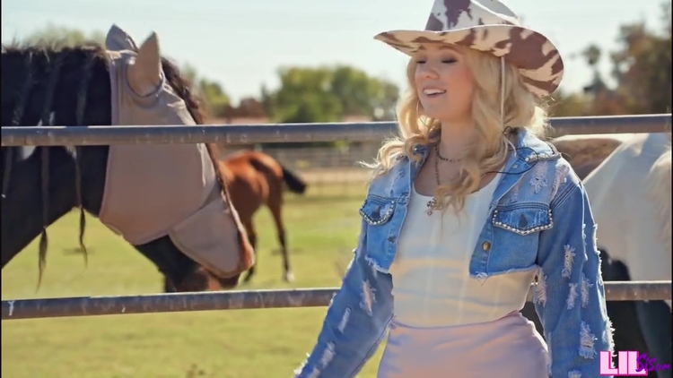 River Lynn - Real Cowgirl_main_thumbnail