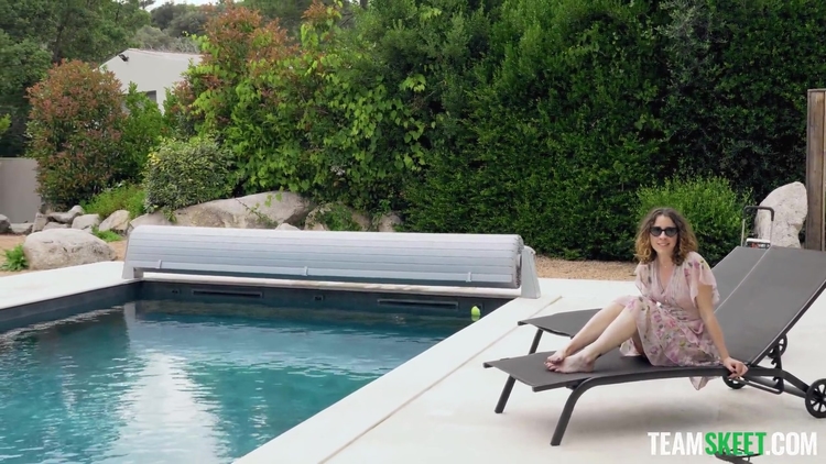 Little Adren The Lost Vlogger_main_thumbnail