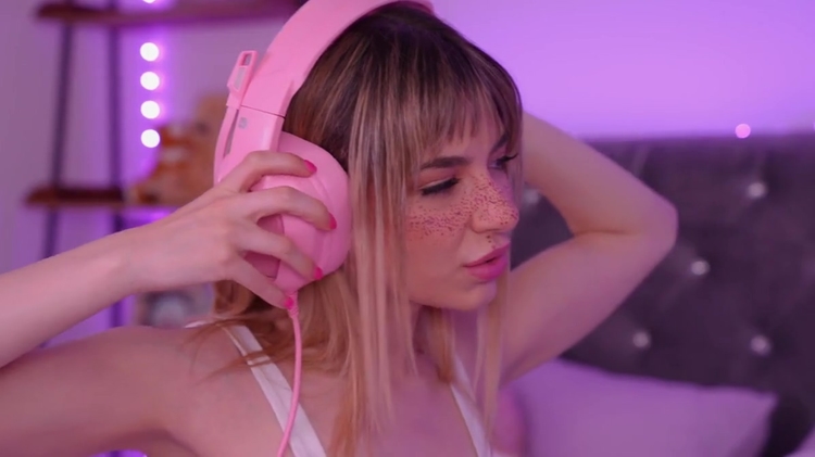 The Step mother Wanted To Take Her Stepdaughters Boyfriend Away, But Then_main_thumbnail