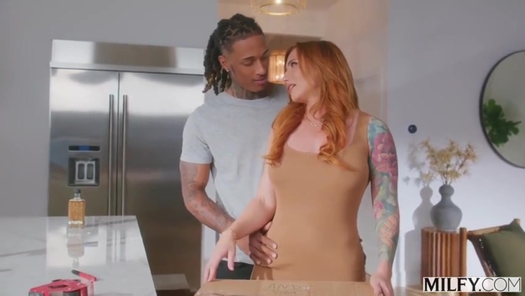 Sophia Locke - Curvy Stepmom Loves College Bbc_main_thumbnail