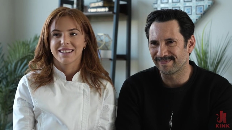 Lumi Ray - The Customer Is Always Right [pistol]_main_thumbnail